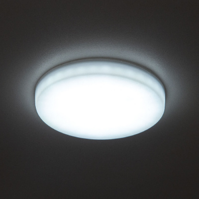 Точечный светильник Вега CLD5218N